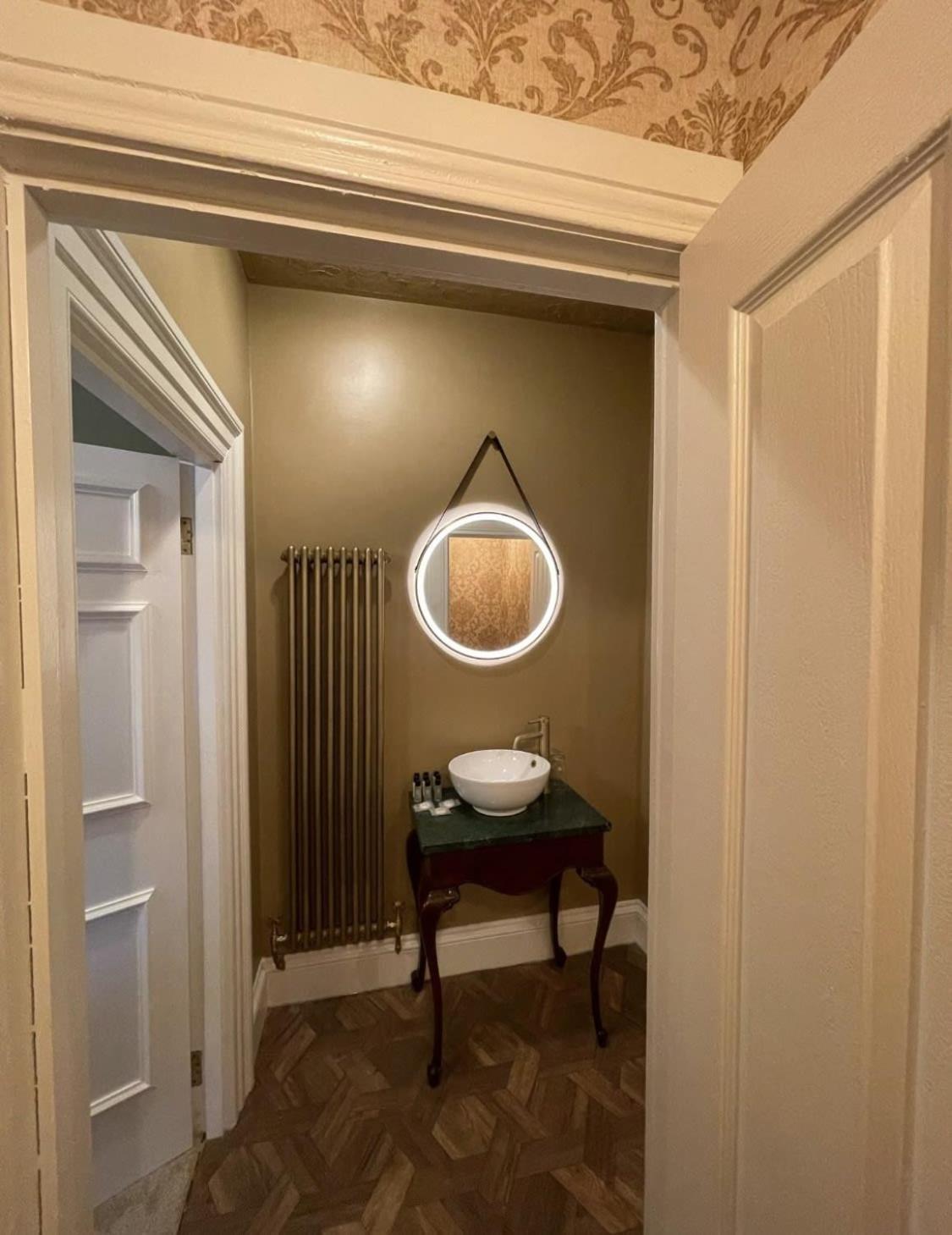 Bed and Breakfast Charlemont House Moy Экстерьер фото