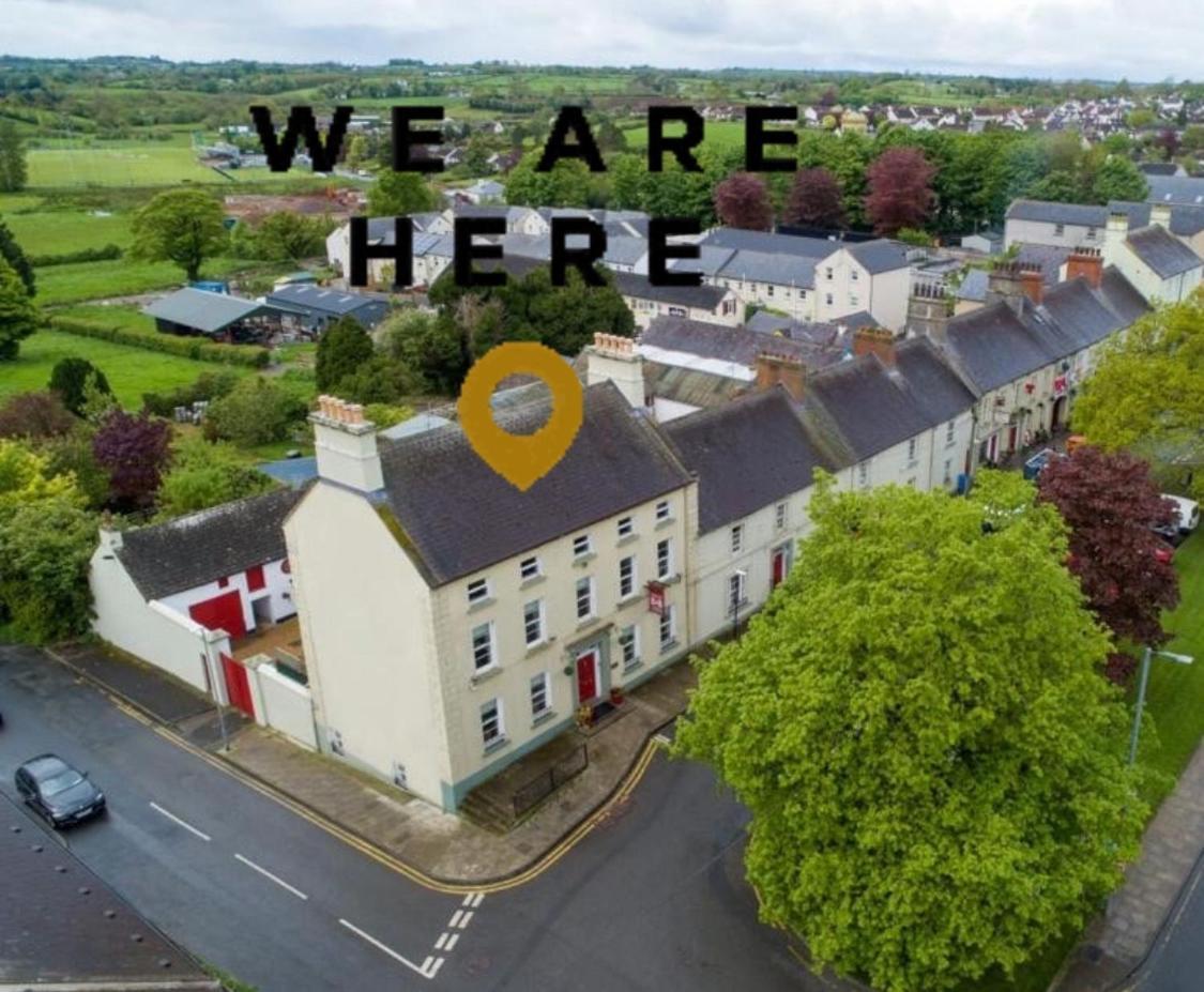 Bed and Breakfast Charlemont House Moy Экстерьер фото