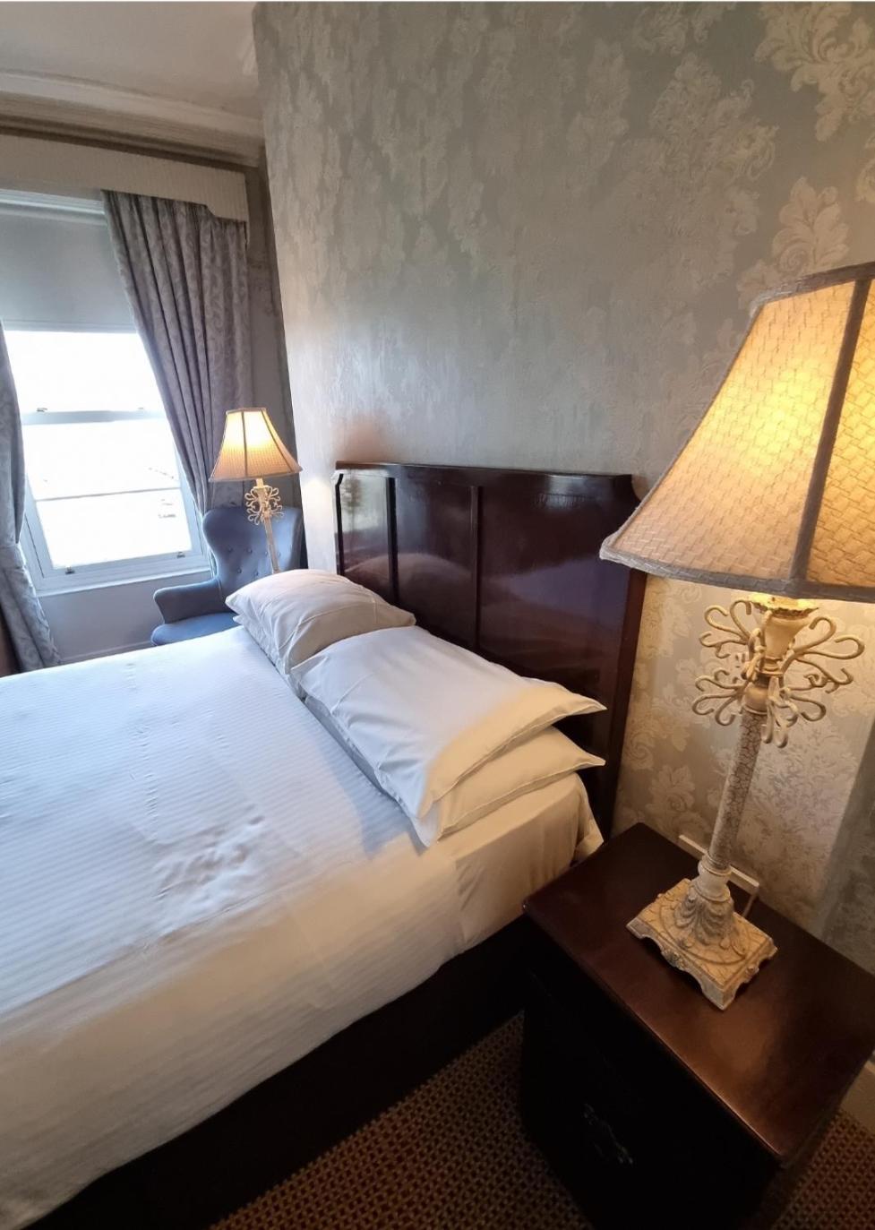 Bed and Breakfast Charlemont House Moy Экстерьер фото