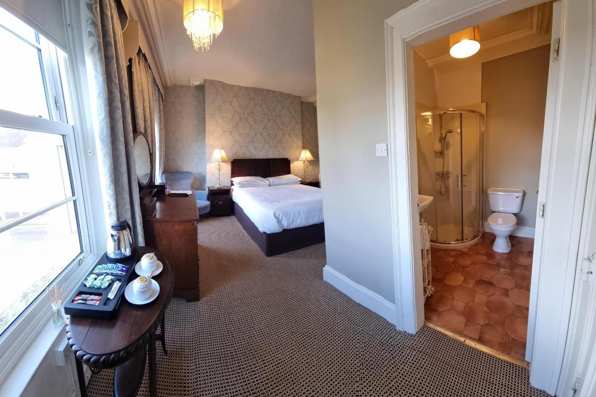 Bed and Breakfast Charlemont House Moy Номер фото