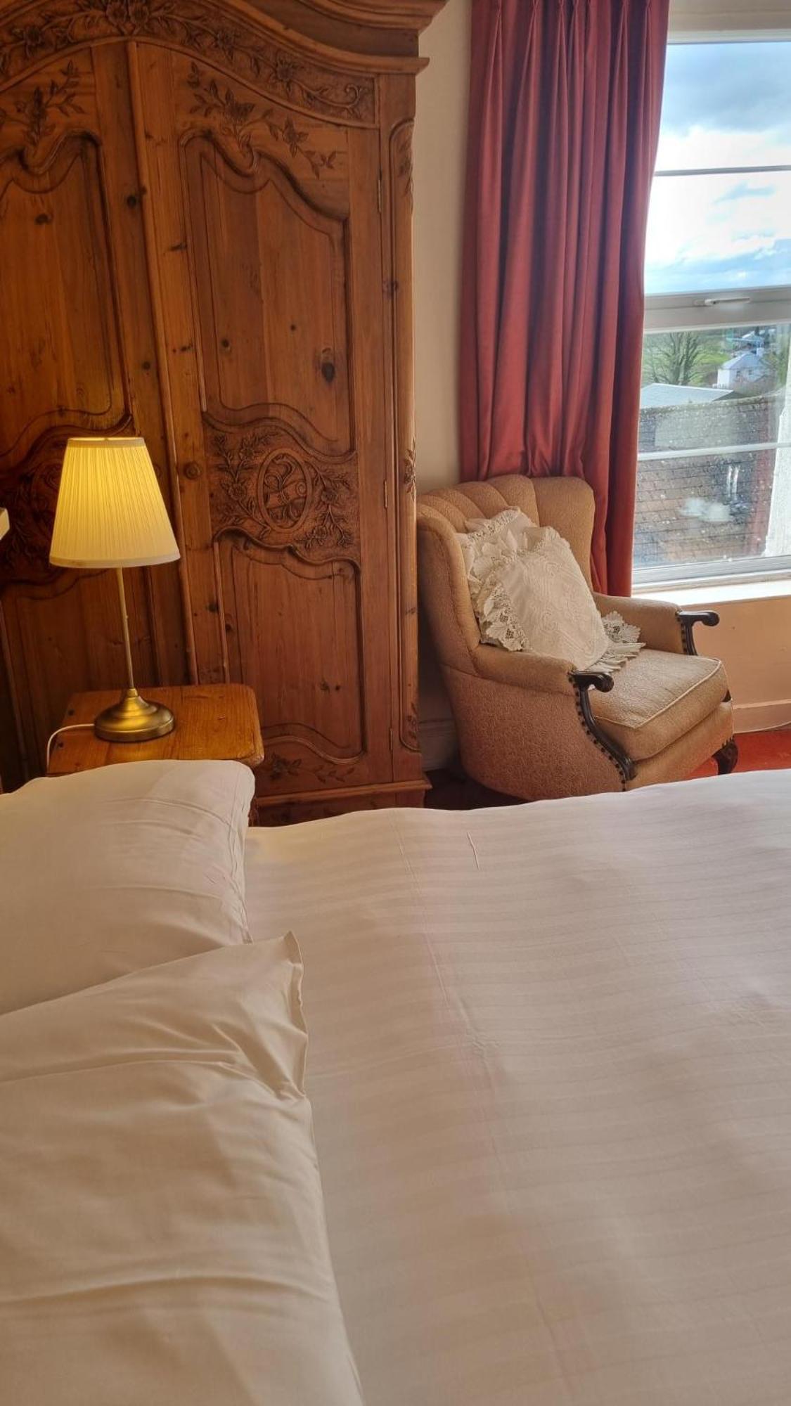 Bed and Breakfast Charlemont House Moy Экстерьер фото
