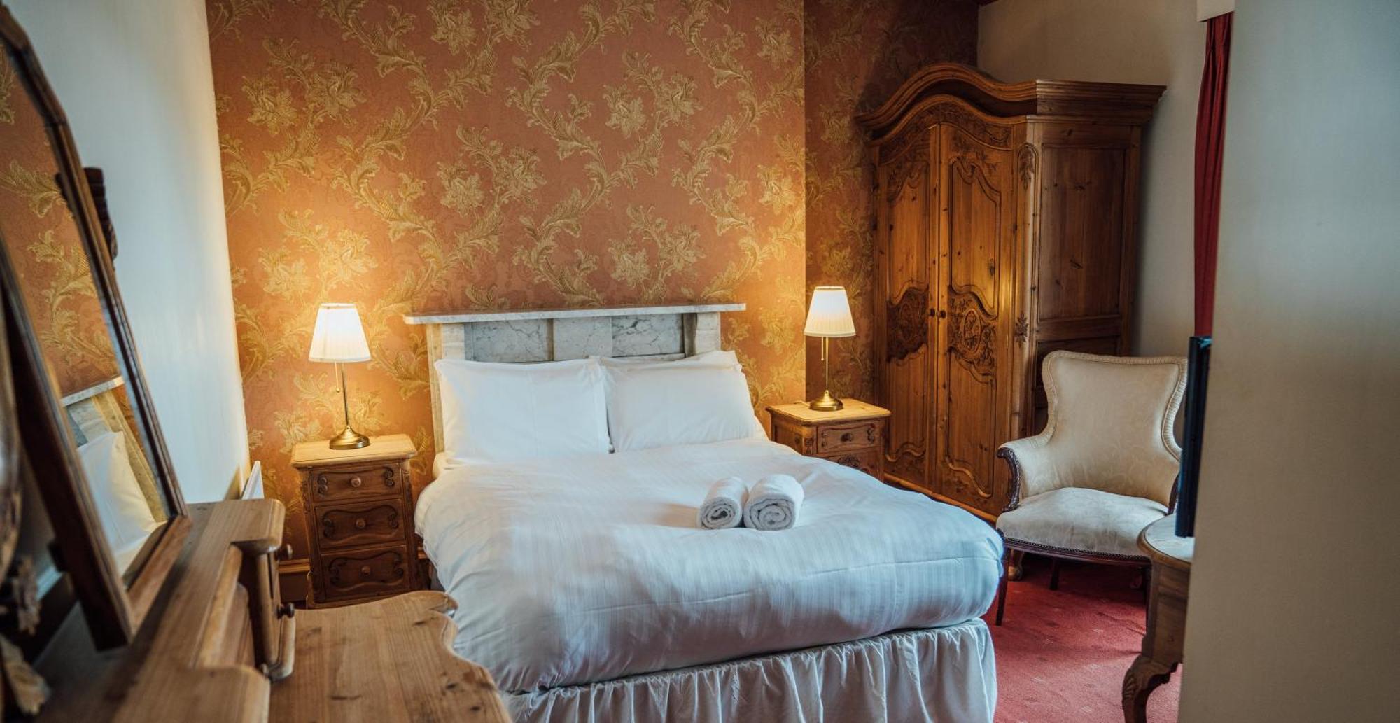 Bed and Breakfast Charlemont House Moy Экстерьер фото
