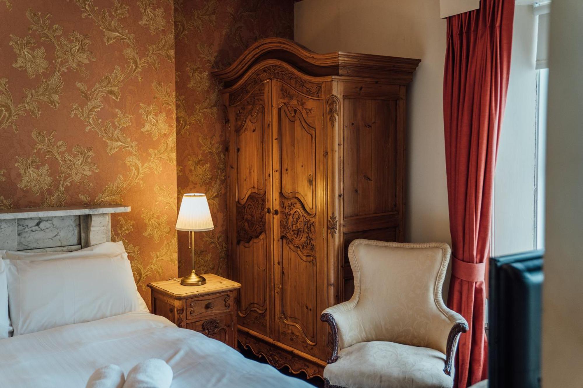 Bed and Breakfast Charlemont House Moy Экстерьер фото