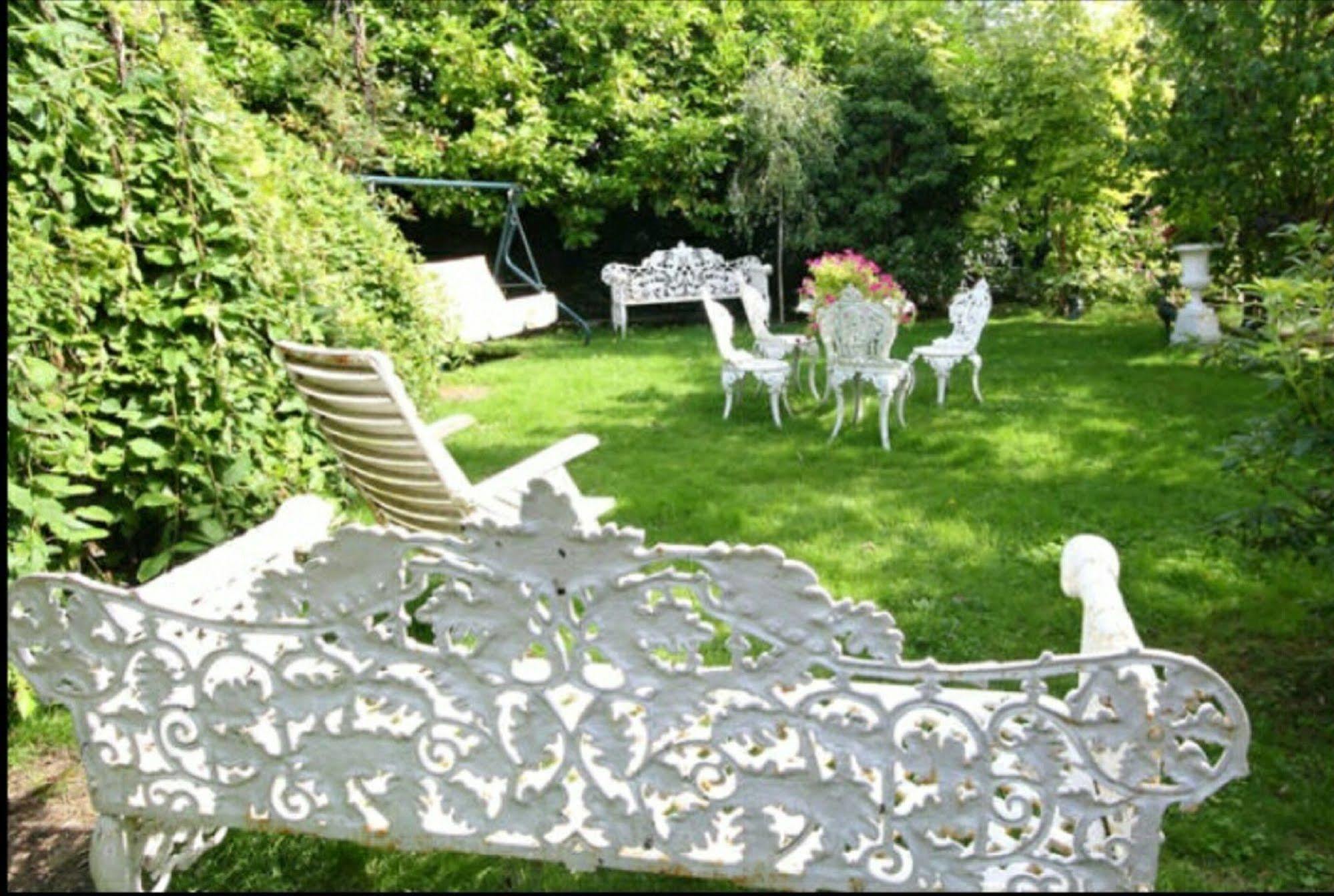 Bed and Breakfast Charlemont House Moy Экстерьер фото
